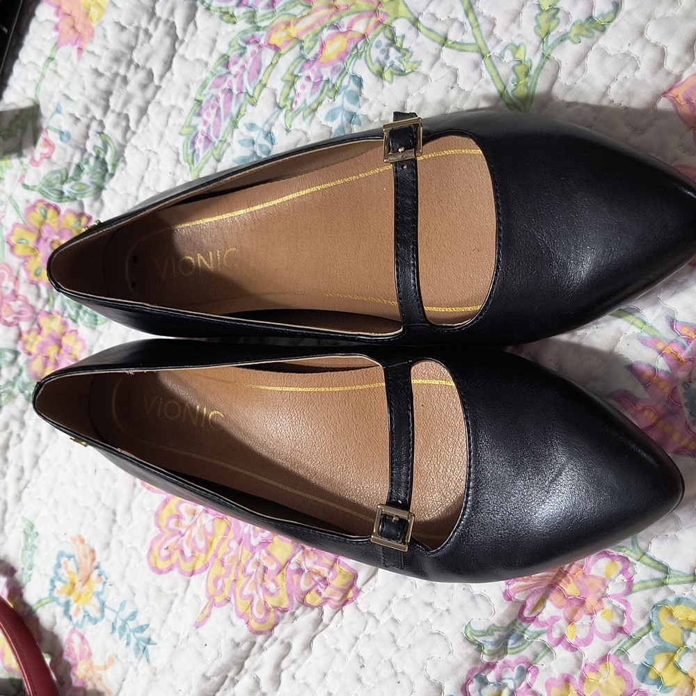 New Without Tags - Vionic Pointed Toe Leather Mar… - image 2